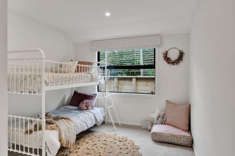 227a Tukapa Street Westown_11