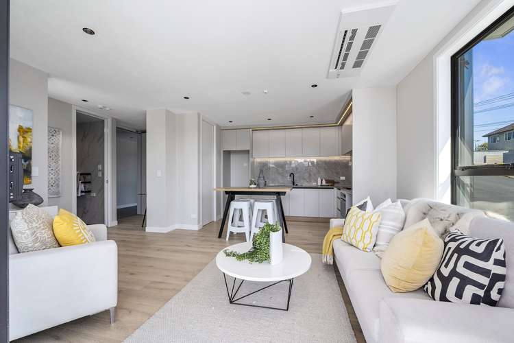 1/12 Burns Avenue Takapuna_8