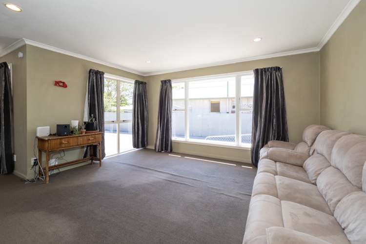 53 Tucker Street Allenton_11