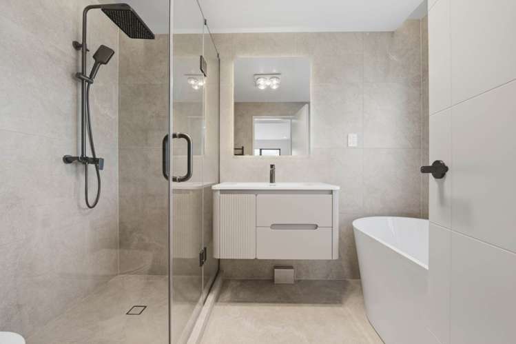 81-97 Otuwairoa Esplanade Papakura_11