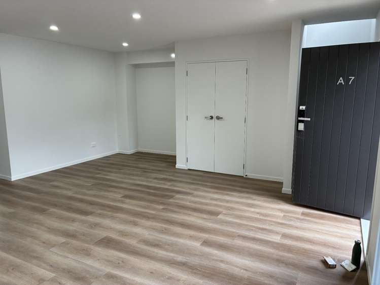 A7/13 Miles Avenue 10695_5