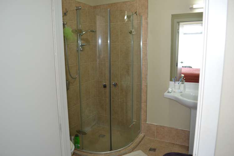 10/11 Carlos Drive Flat Bush_9