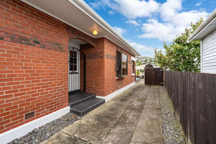 24 Loyalty Street Forbury_33