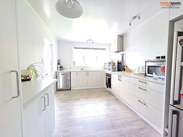 21 Totara Park Road_3