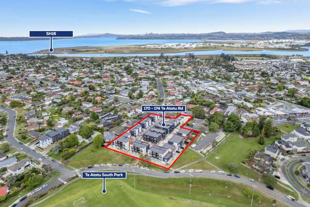 6/4 Treasure Lane Te Atatu South_2