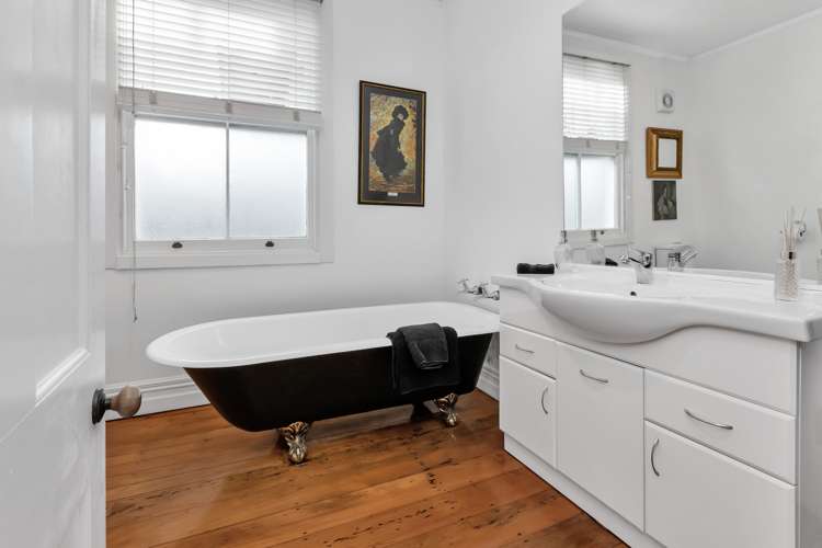 2 Drummond Street Regent_17