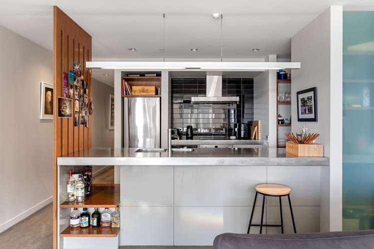 6D/82 Cable Street Te Aro_10