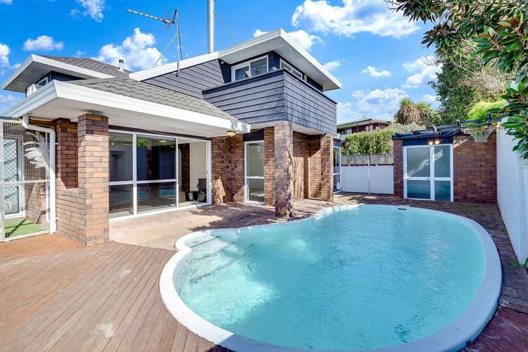 8 Burn-Murdoch Street_0