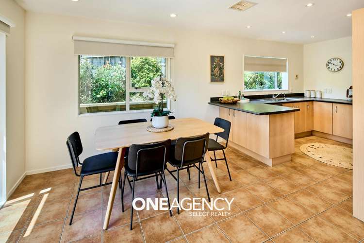 19 Cabbage Tree Grove Woodridge_4