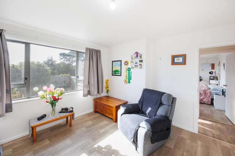 12 Somerset Crescent Highbury_6