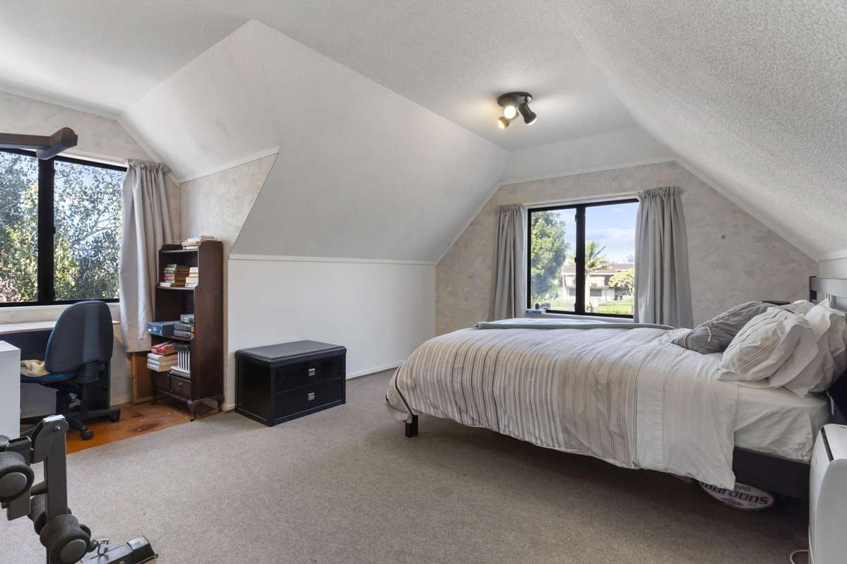 201 Carnoustie Drive_5