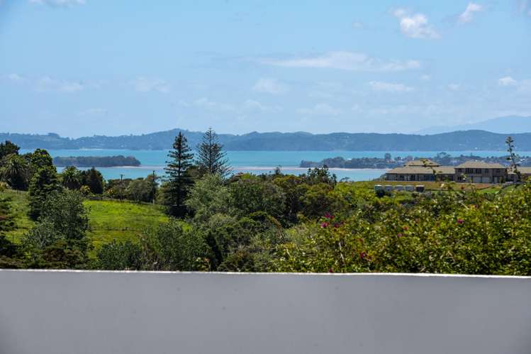 384 Whitford Road Whitford_11