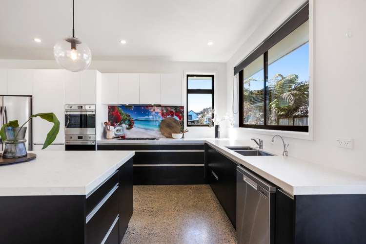 3 Shamrock Lane Te Atatu Peninsula_9