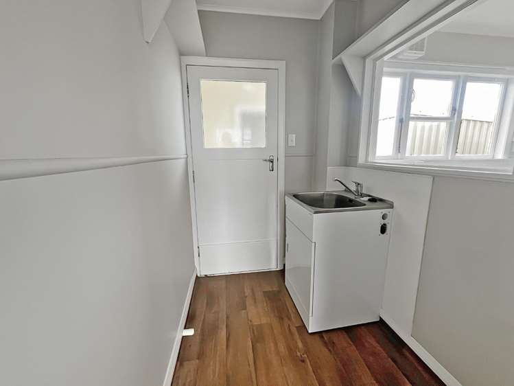 10 Devon Crescent Bulls_7