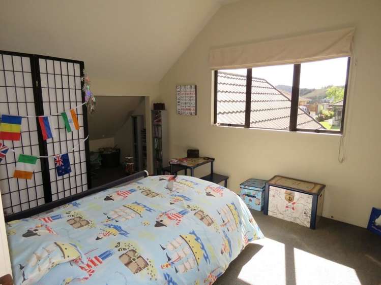 7 Aurora Avenue Welcome Bay_11