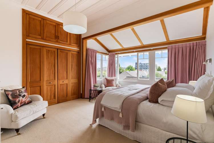 13 Golf Road Epsom_13