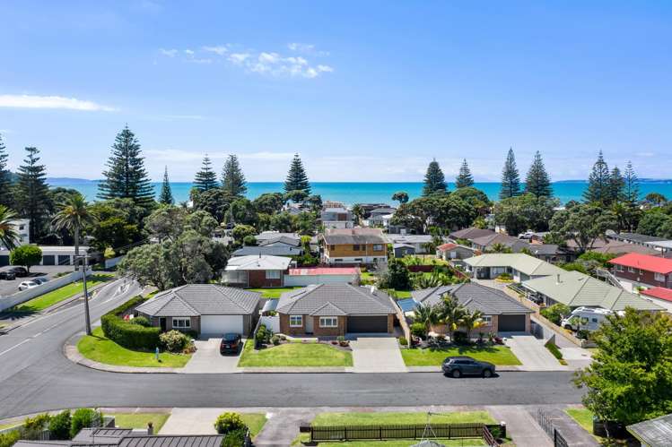 39 Elizabeth Street Orewa_16