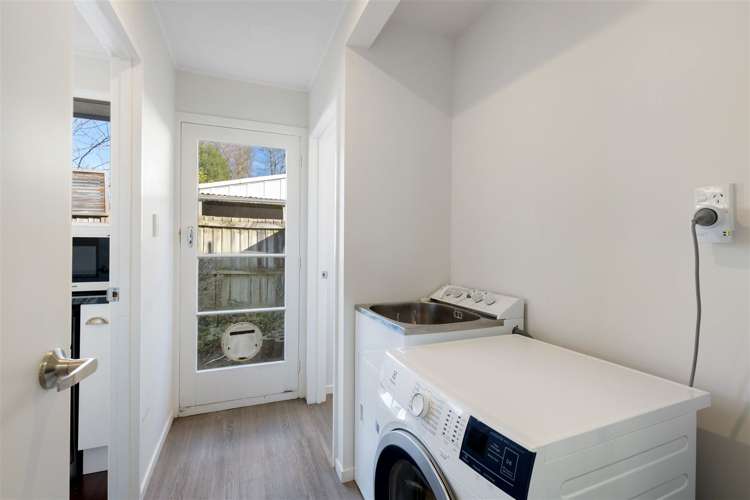 69b Aorangi Road Bryndwr_11