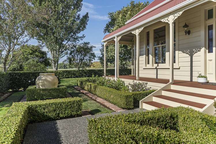 137 Egmont Road Hillsborough_3