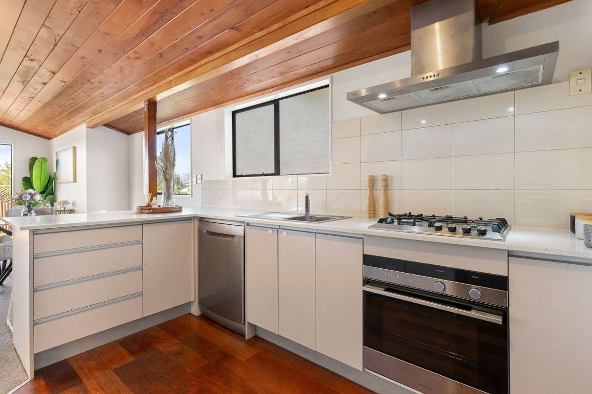 1596b Great North Road_1