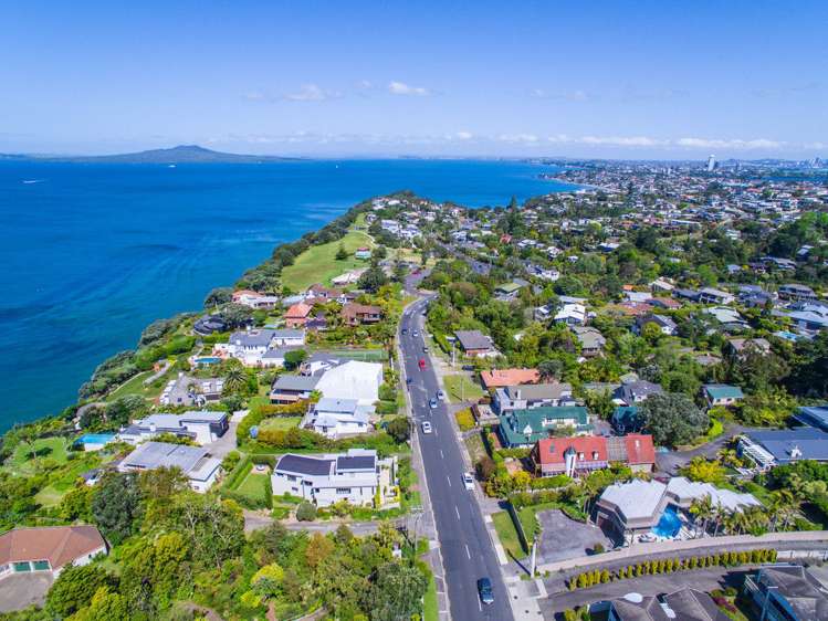 132 Beach Road Castor Bay_8