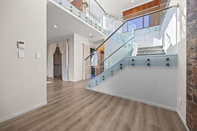 16 Lime Hill Rise Flat Bush_22