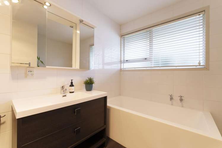 15 Woodbank Street Somerfield_12