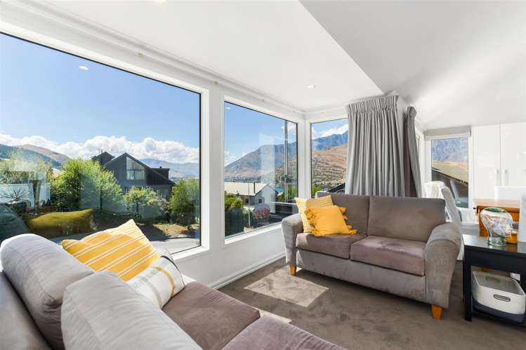 66 Hensman Road Queenstown_14