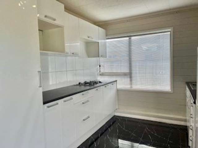 80 Millbrook Road (back house) Henderson_1