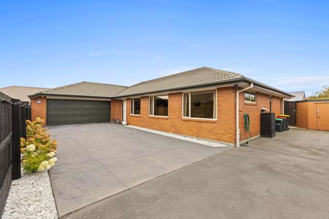 32 Eaglesome Avenue Aidanfield_1