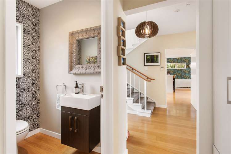 19 Heaton Rhodes Place Cashmere_12