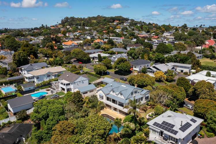 36 Lloyd Avenue Mount Albert_43