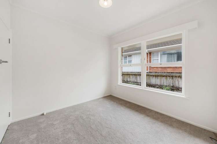 1/281 Glenfield Road Glenfield_23