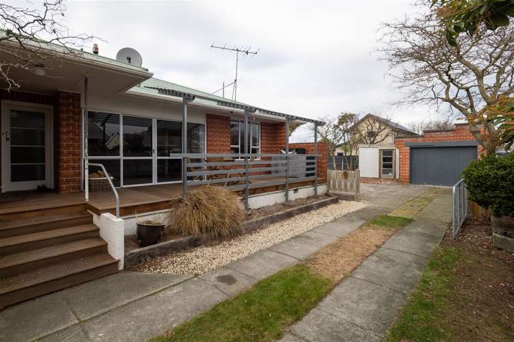 39 Reid Crescent Allenton_14