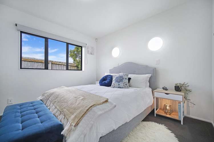 12 Ginders Drive 11410_13