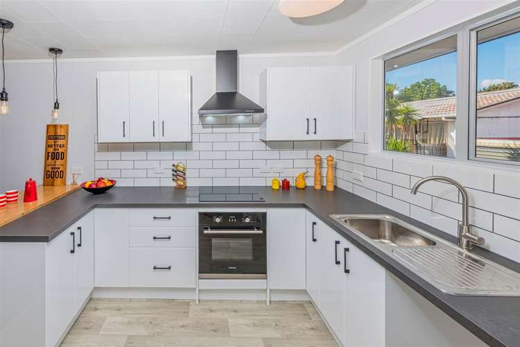 1/26 Kemp Road Massey_5