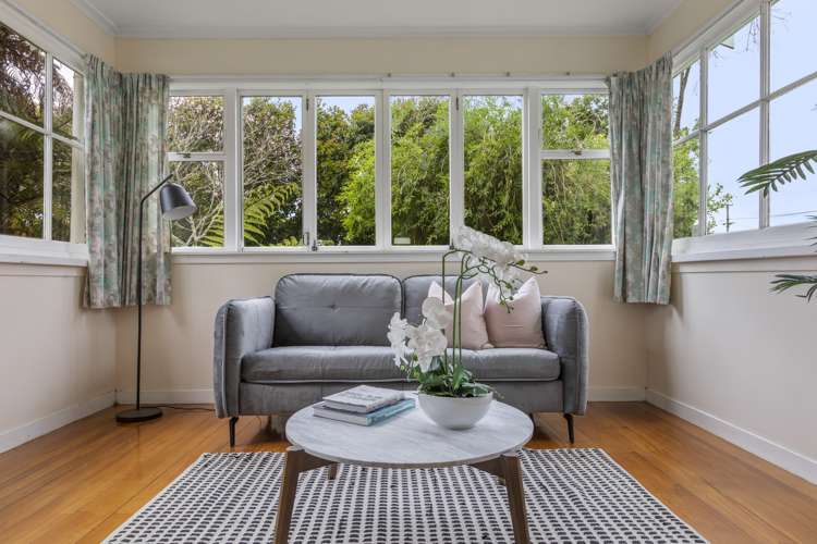 39 Muir Avenue Mangere Bridge_16