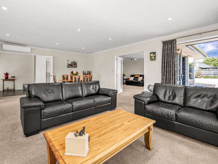 3 Hasendene Drive Lincoln_11