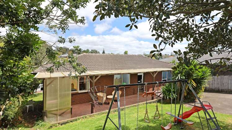 9 Leo Street Glen Eden_27