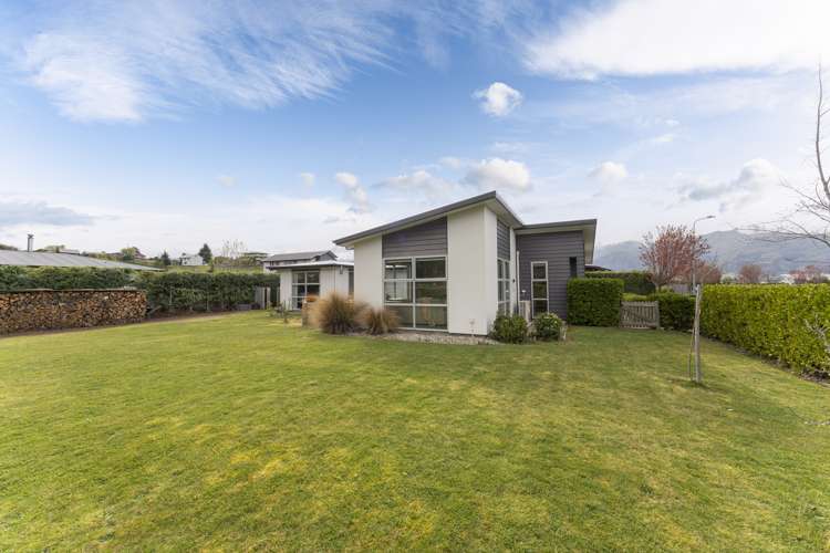13 Timsfield Drive Lake Hawea_19