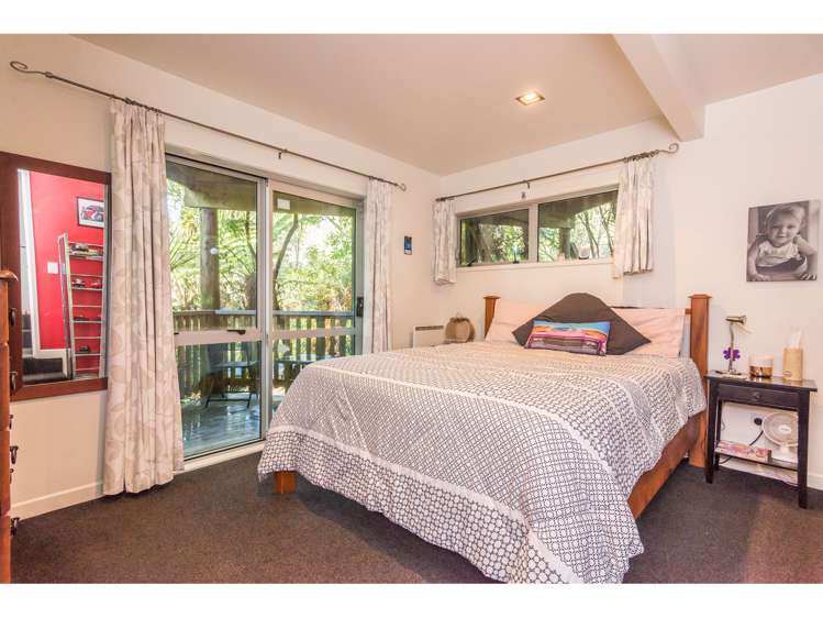 693 Huia Road Parau_6