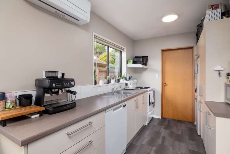 1/117 Wainoni Road Avondale_5