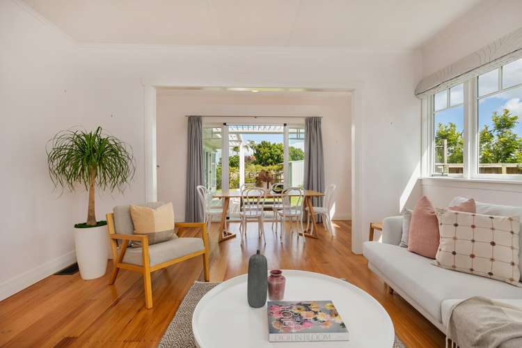 25 Tui Street Point Chevalier_5