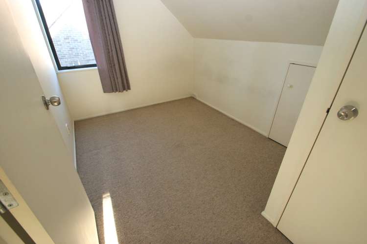 18/37 Fields Parade Oteha_7