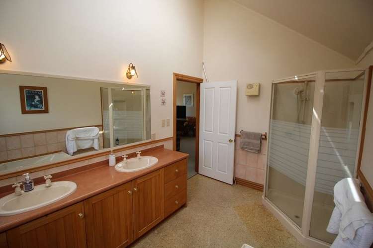 112 Calico Line Marton_23