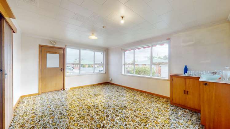 11 Reddecliffe Crescent Hampstead_8