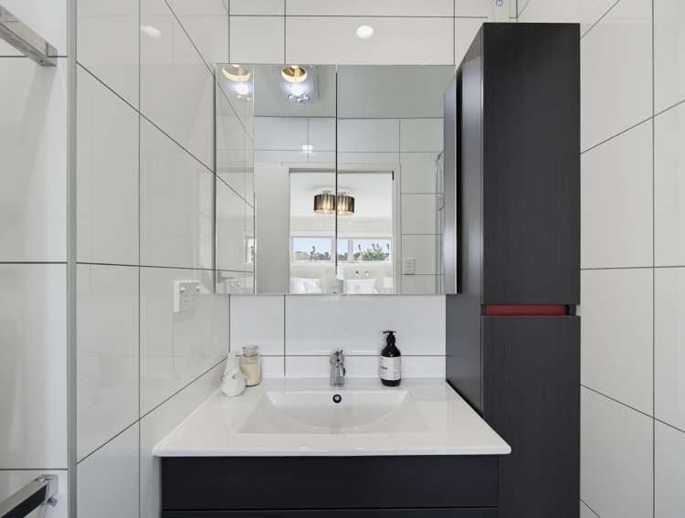 35 Albatross Road Red Beach_15