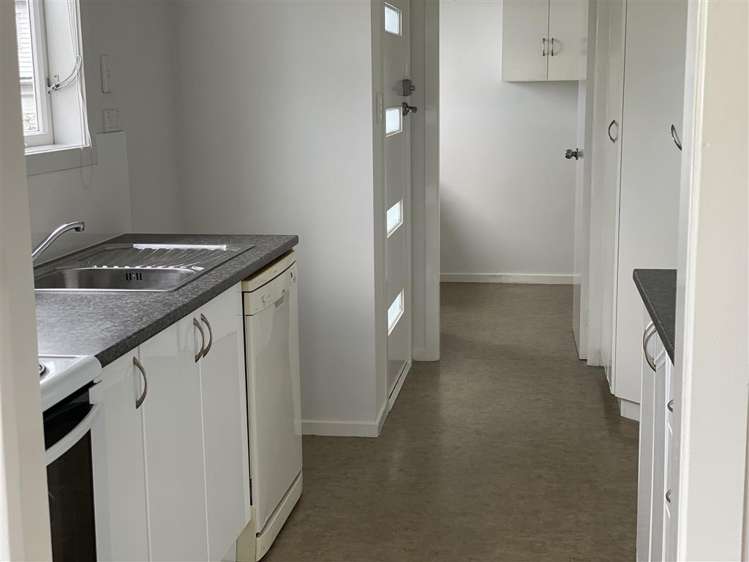 1/21 Lancaster Road 1603_2