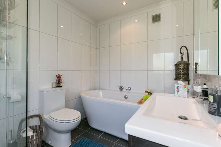 17 Bracken Street Hospital Hill_12