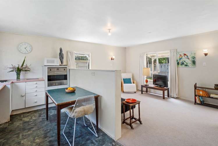 84A Fonteyn Street_5